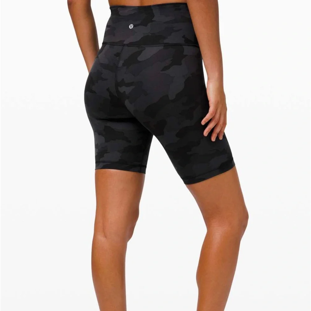 Lululemon wunder train Camo 8” shorts bike  size 14   w7bl9s